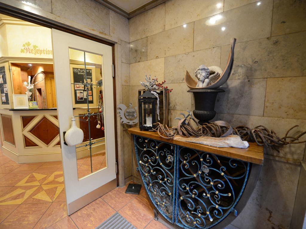 Land-Gut Hotel Zum Loewen Garni Марктхайденфелд Екстериор снимка