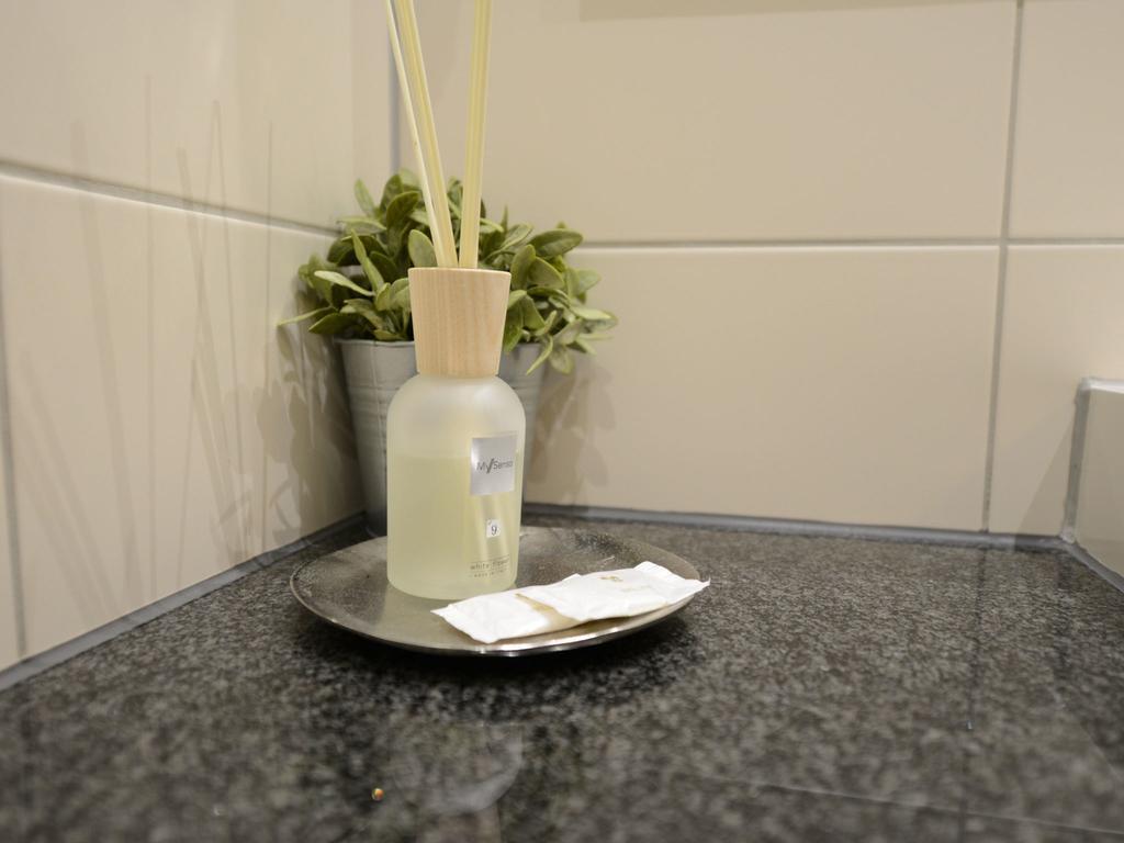 Land-Gut Hotel Zum Loewen Garni Марктхайденфелд Стая снимка