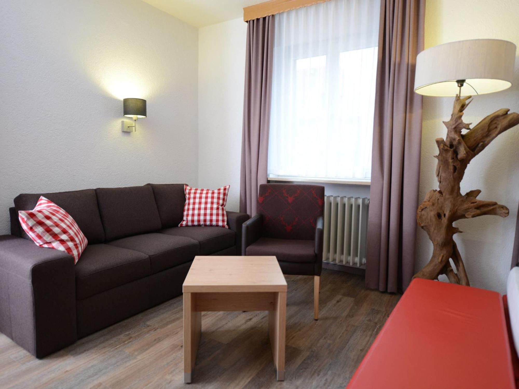 Land-Gut Hotel Zum Loewen Garni Марктхайденфелд Стая снимка